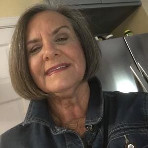 Meet your Posher, Debbie